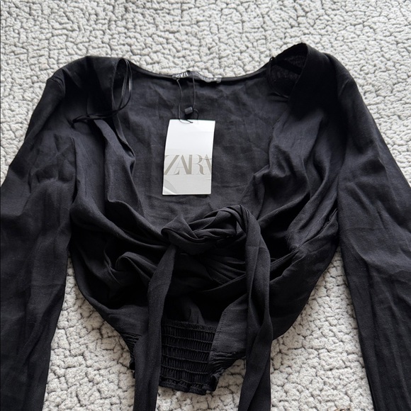 Zara Black Long Sleeve open top - Picture 3 of 7
